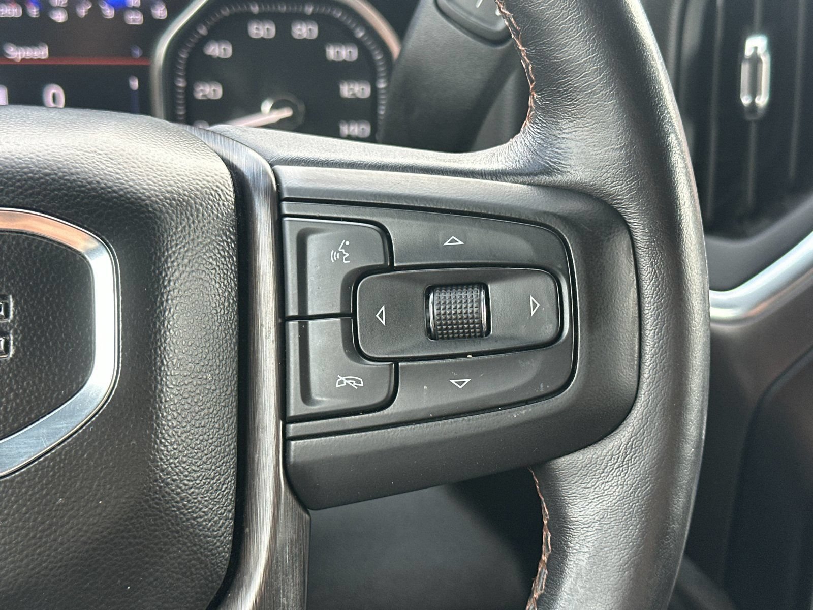 Used 2023 GMC Sierra 3500 AT4 w/ AT4 Preferred Package AWD/4WD image 29