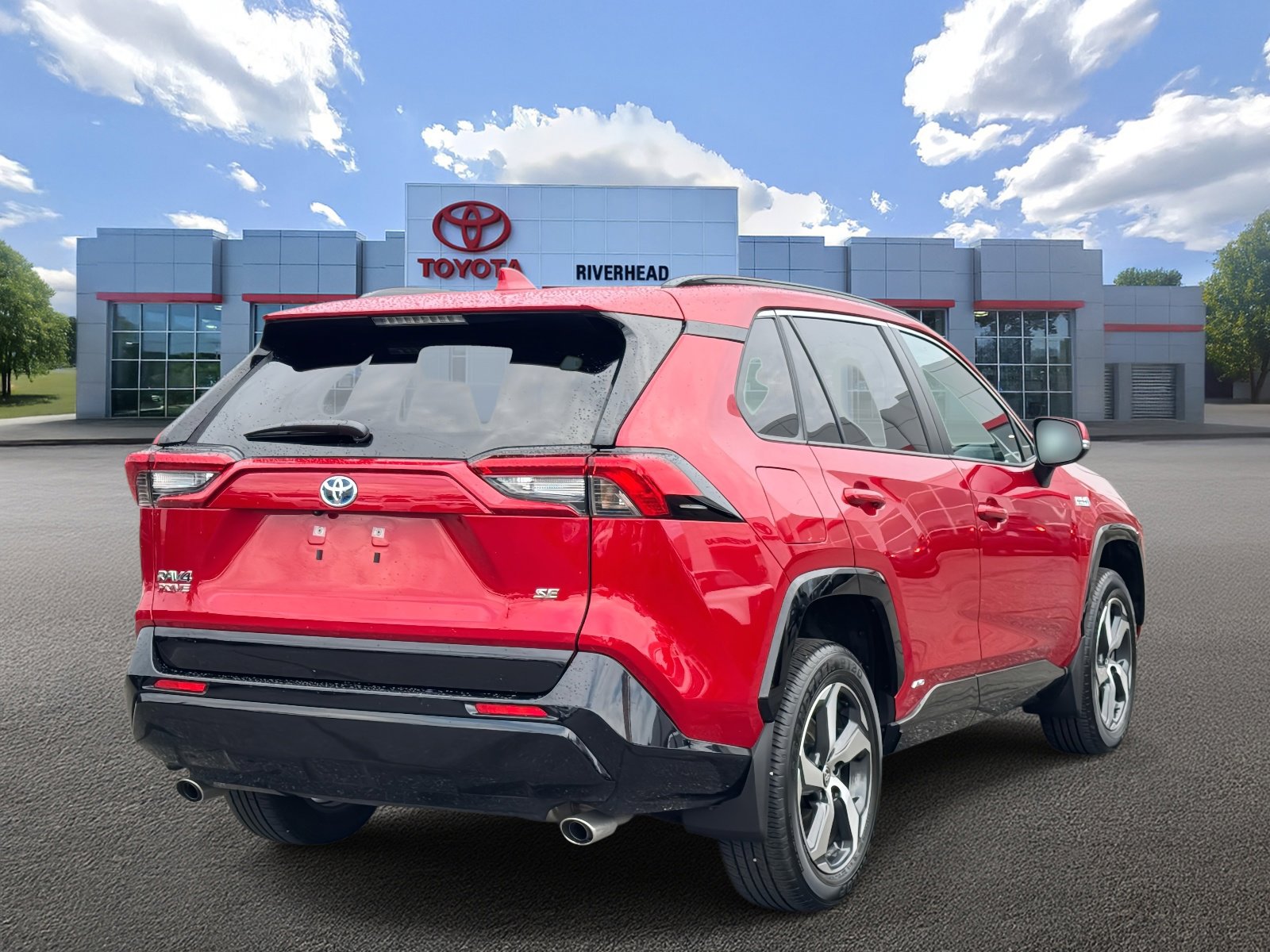 Certified 2024 Toyota RAV4 SE w/ Weather & Moonroof Package image 5