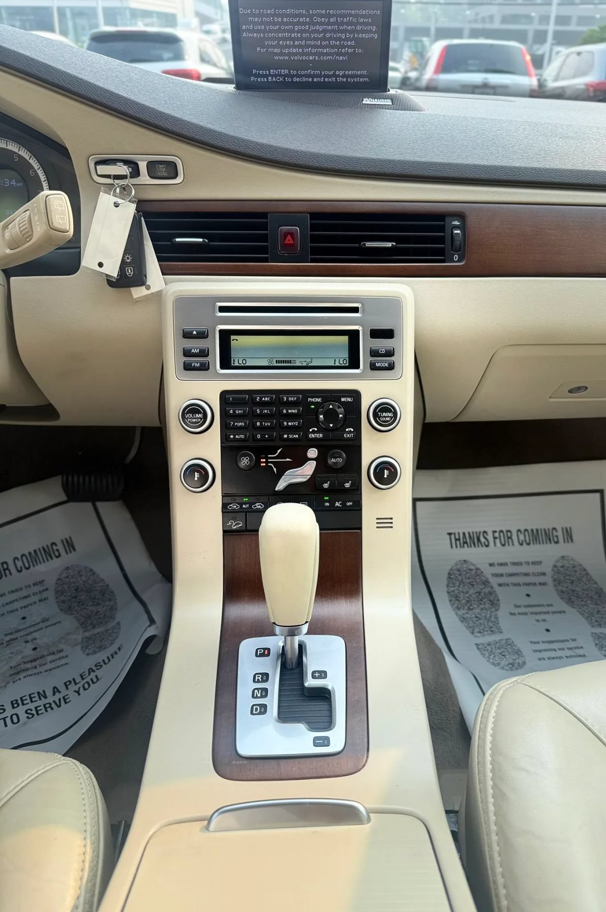 Used 2010 Volvo XC70 3.2 AWD/4WD image 21