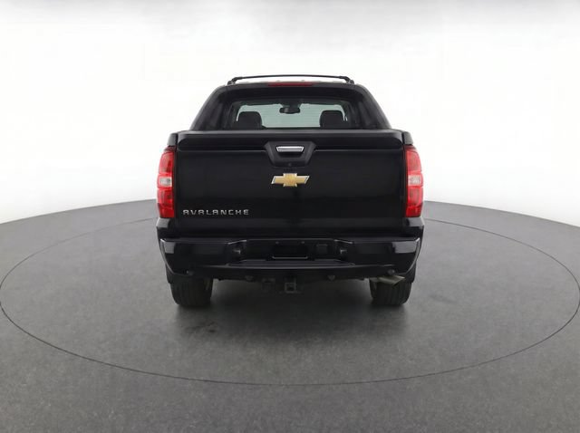 Used 2013 Chevrolet Avalanche LT w/ All-Star Edition RWD image 7