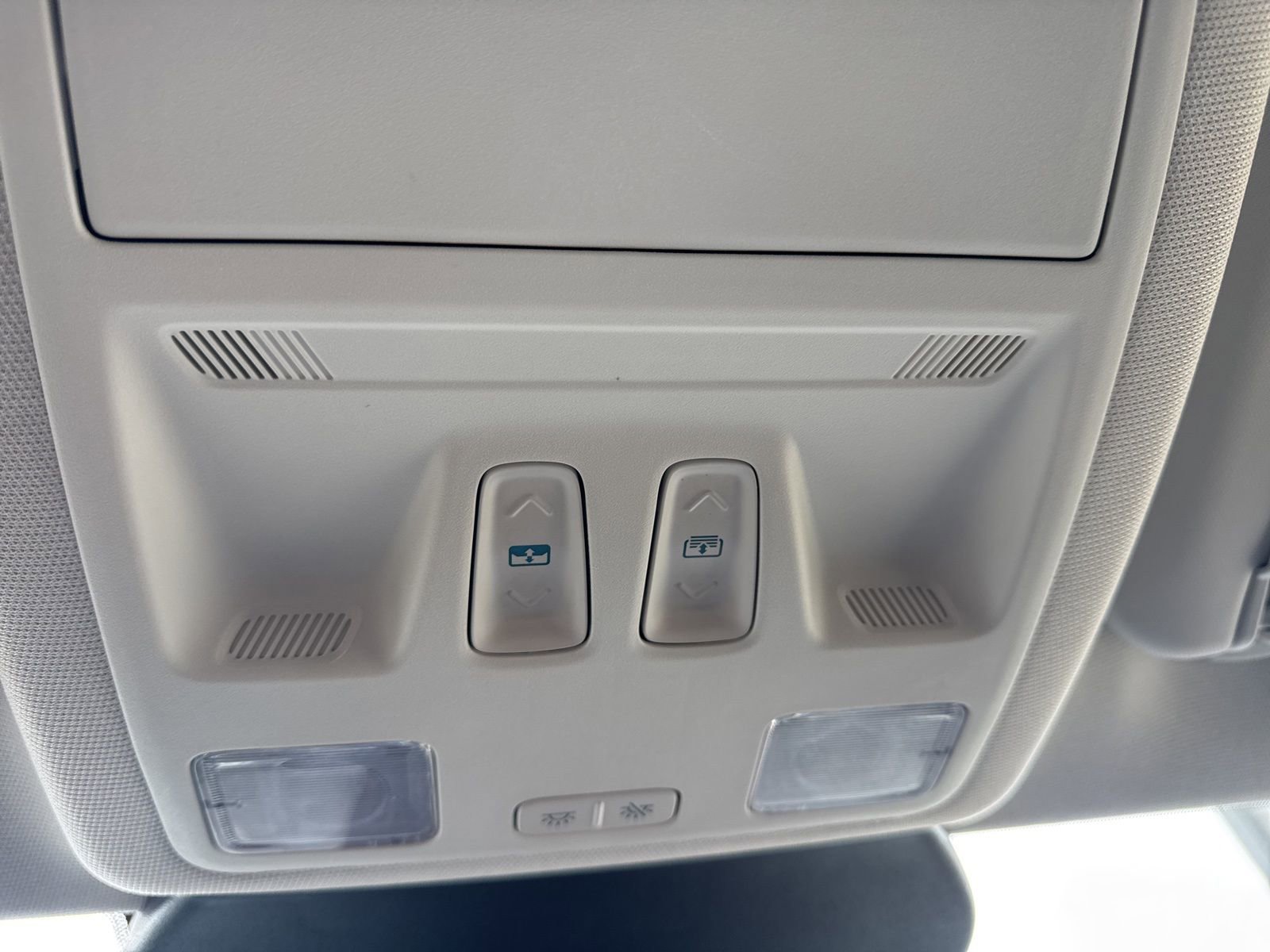 Certified 2024 Ford Escape Platinum w/ Premium Technology Package image 36