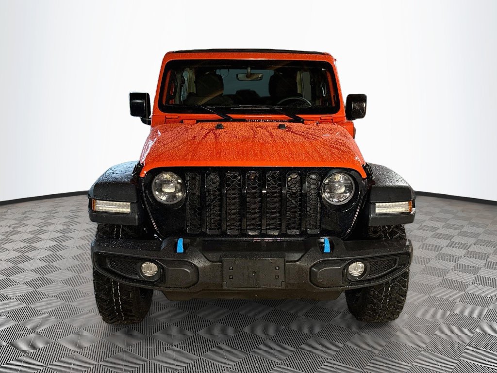 Certified 2023 Jeep Wrangler Unlimited w/ Sun & Screen Package AWD/4WD image 2