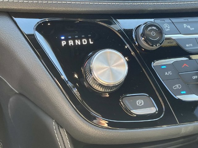 New 2027 Chrysler Pacifica Limited FWD image 29