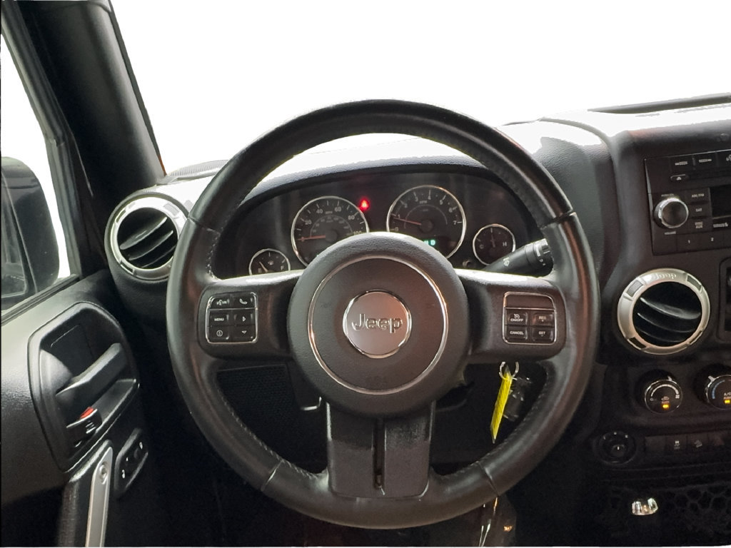 Used 2017 Jeep Wrangler Unlimited Sahara w/ Max Tow Package AWD/4WD image 36