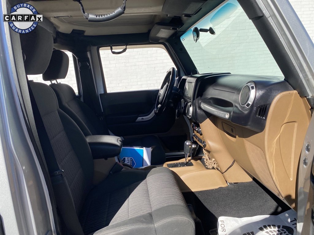 Used 2011 Jeep Wrangler Unlimited Sahara image 12