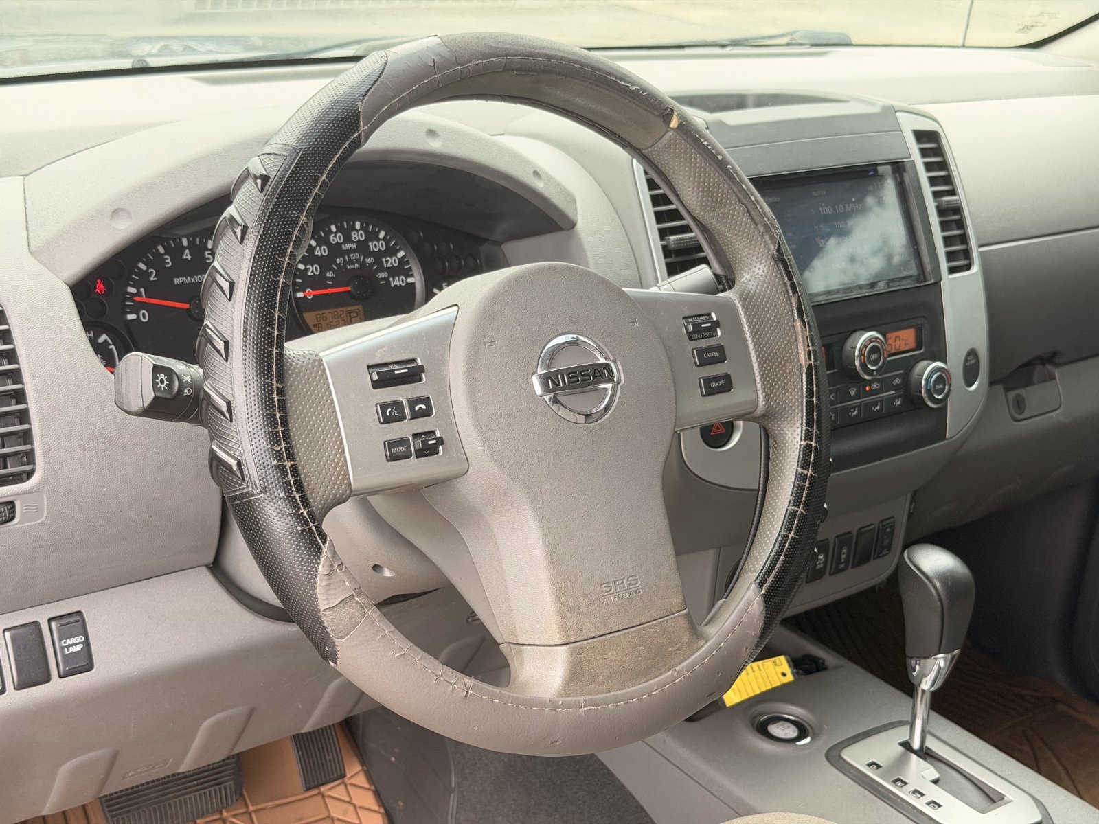 Used 2020 Nissan Frontier SV w/ Midnight Edition Floor Mats RWD image 17