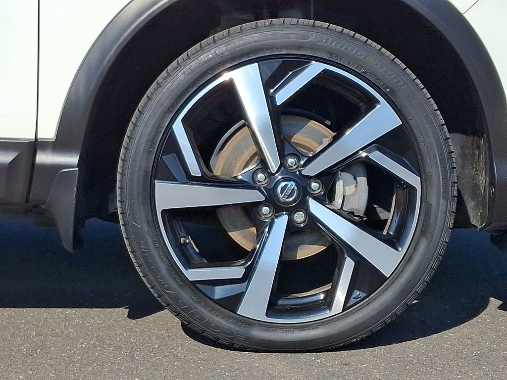 Certified 2022 Nissan Rogue Sport SL image 8