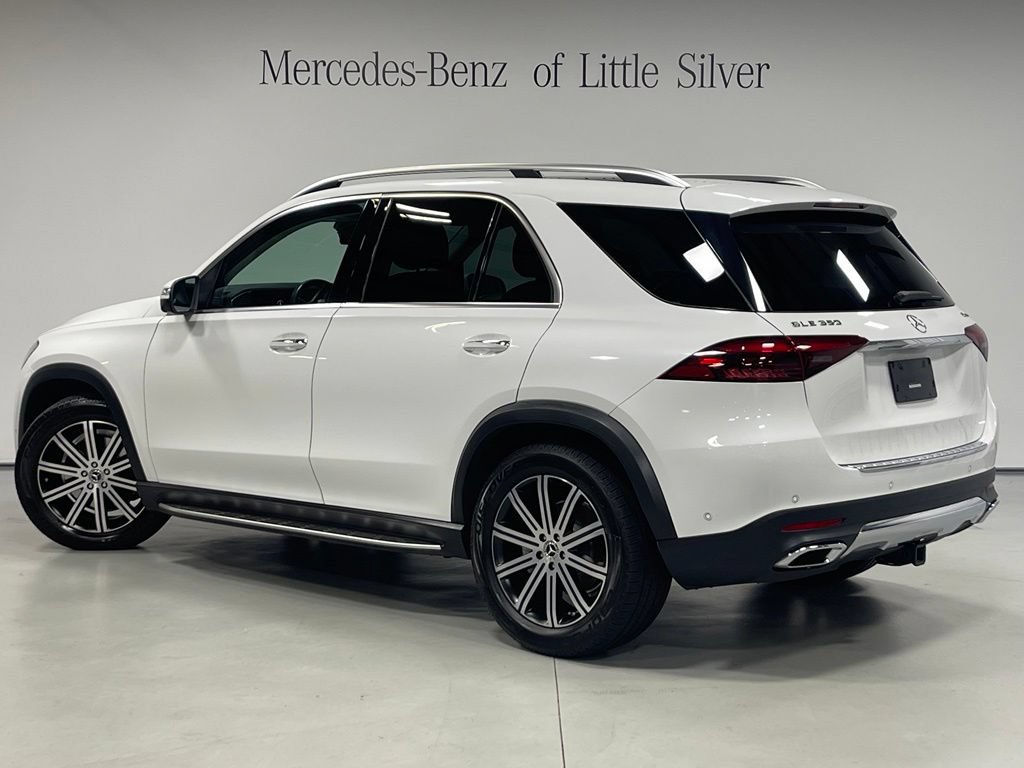 Certified 2025 Mercedes-Benz GLE 350 4MATIC image 3