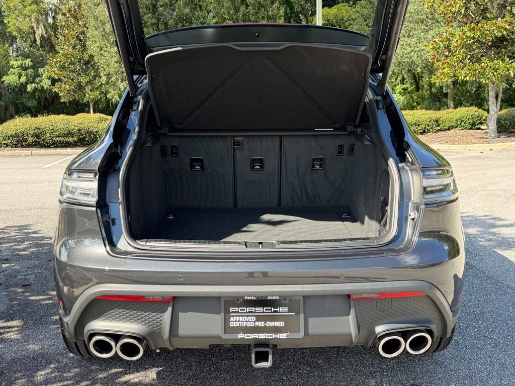 Certified 2025 Porsche Macan S AWD/4WD image 16
