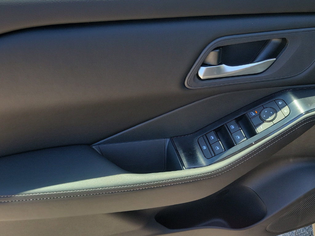 New 2026 Nissan Rogue SV FWD image 20
