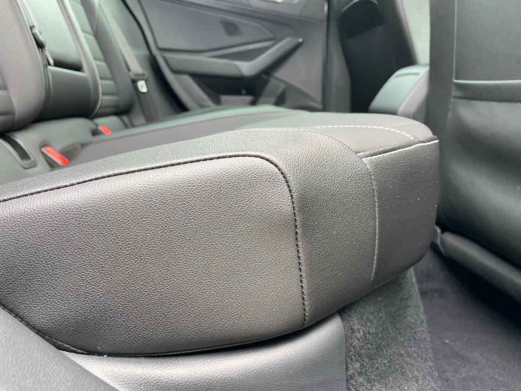 Used 2022 Volkswagen Jetta SE FWD image 35