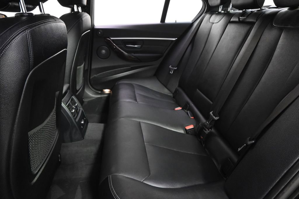 Used 2017 BMW 328d xDrive Sedan image 21