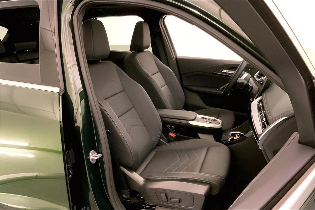 Certified 2025 BMW X1 xDrive28i AWD/4WD image 6