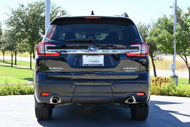 New 2025 Subaru Ascent Limited image 4