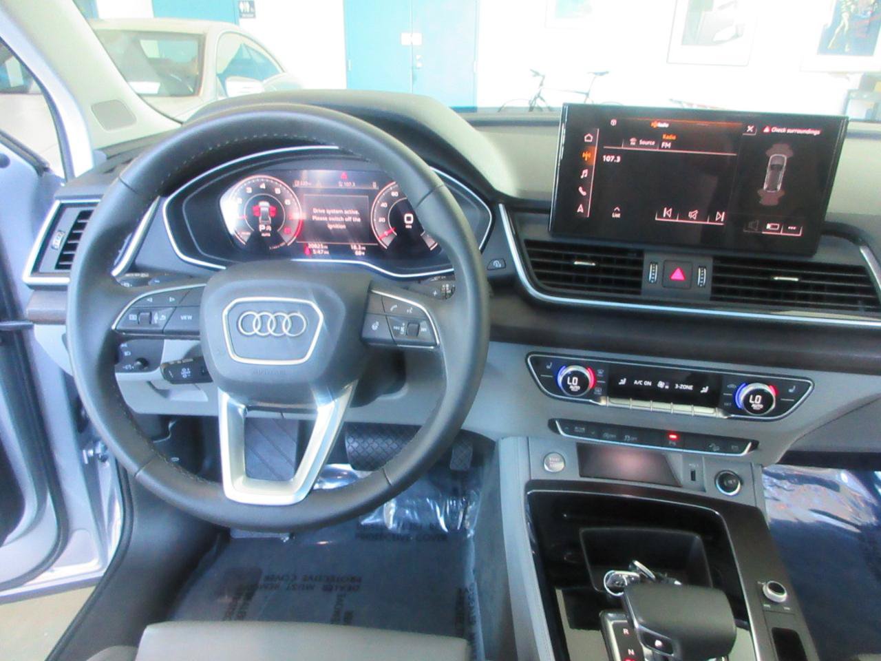 Used 2024 Audi Q5 2.0T Premium Plus w/ Premium Plus Package AWD/4WD image 49