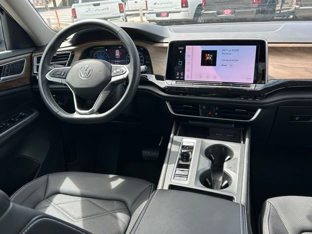 Used 2024 Volkswagen Atlas SE image 15