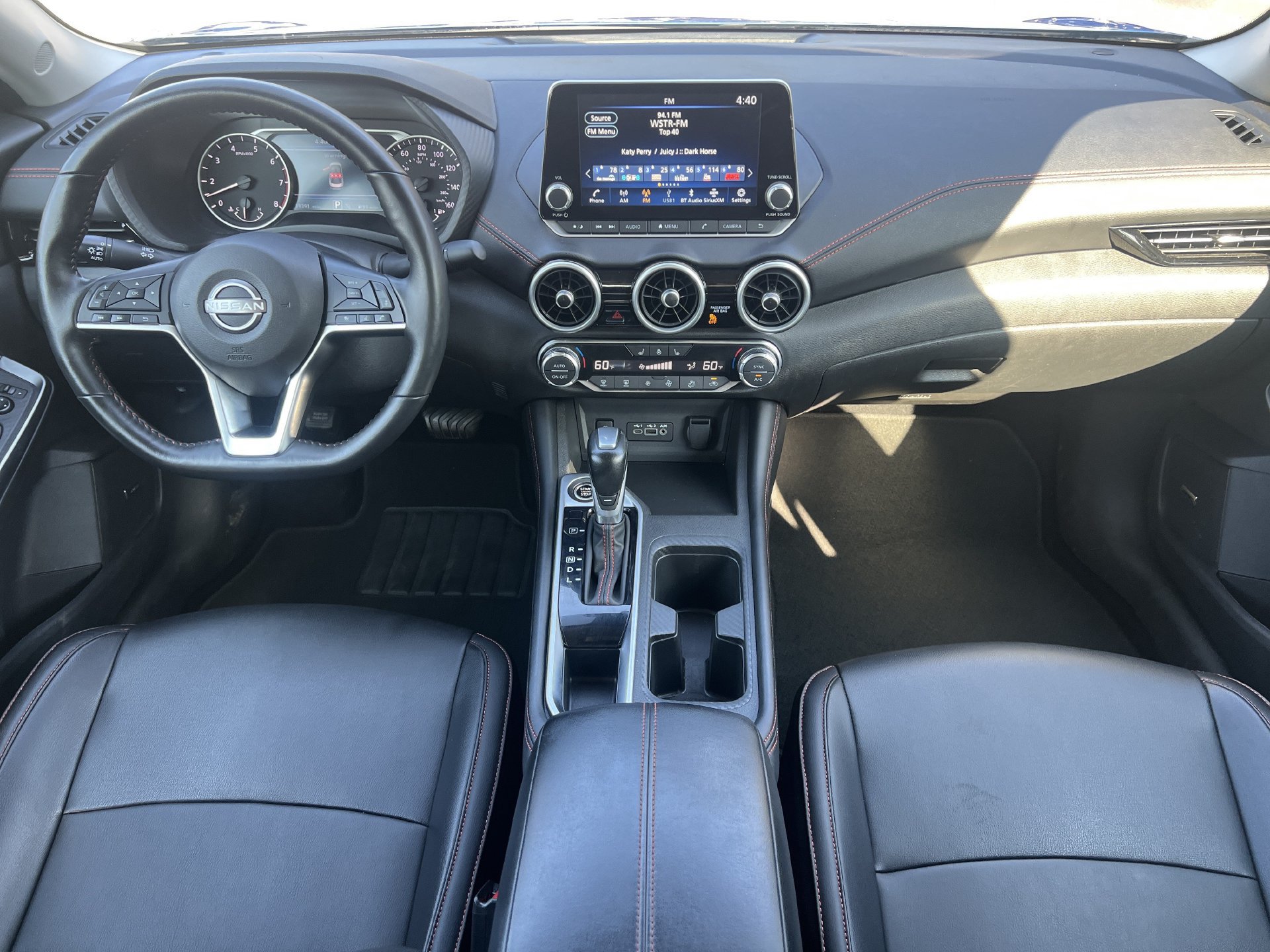Used 2025 Nissan Sentra SR w/ SR Premium Package FWD image 2