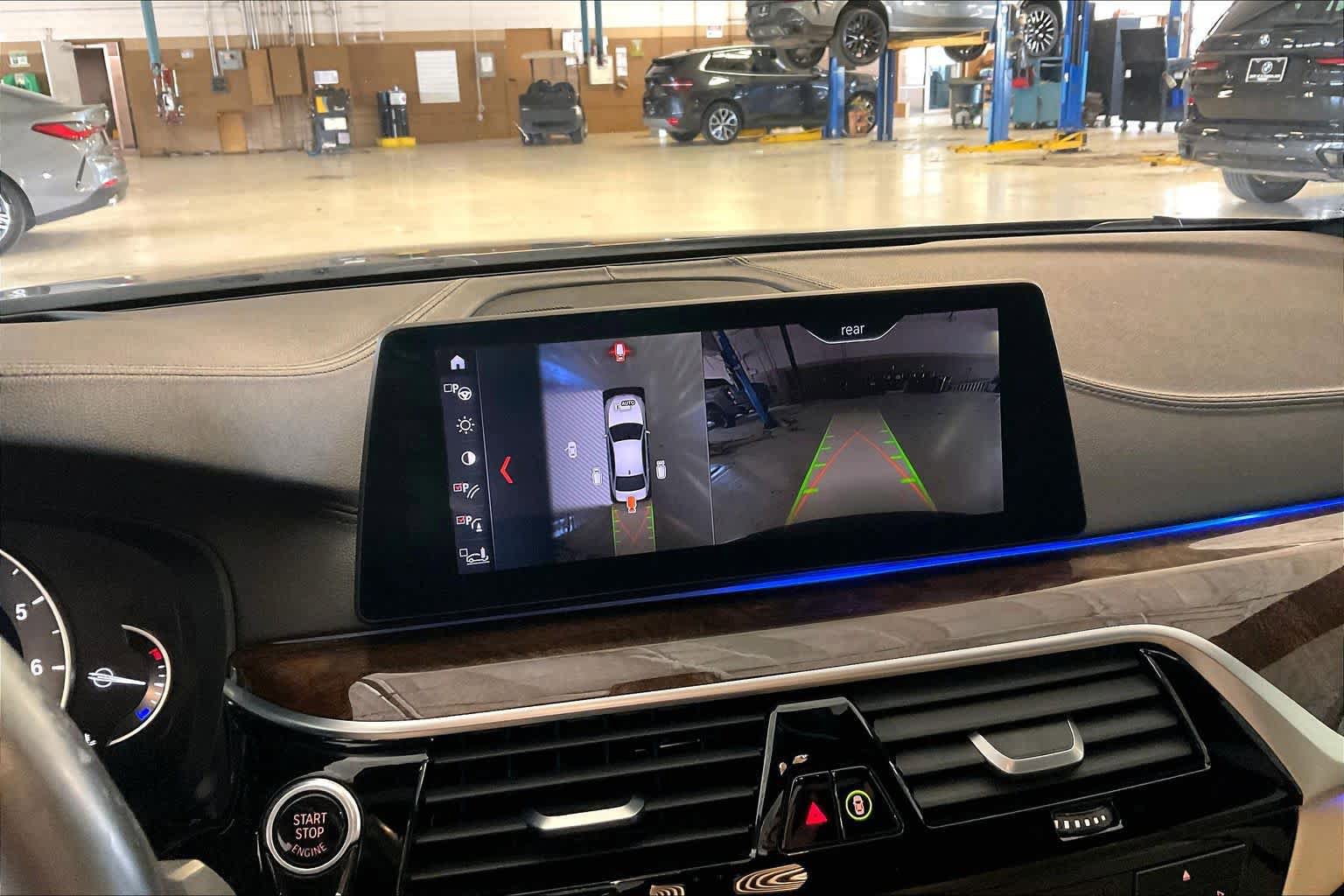 Used 2018 BMW 540i RWD image 26