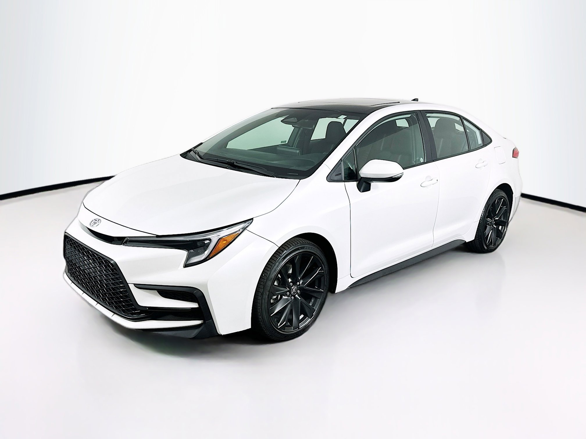 Used 2023 Toyota Corolla SE w/ SE Premium Package image 3