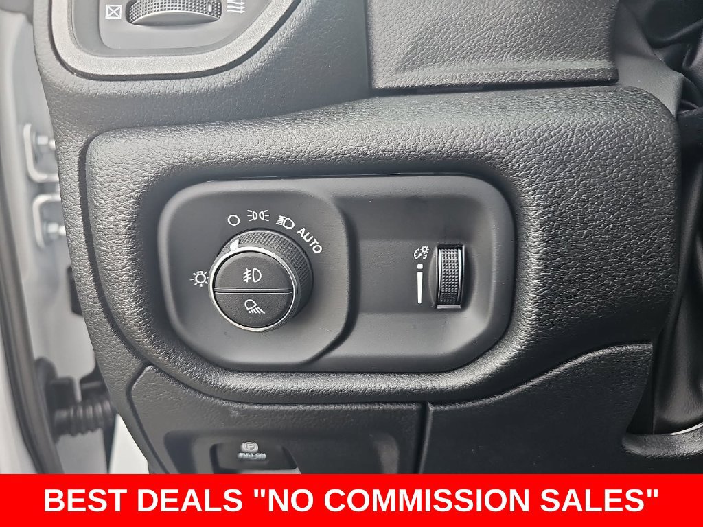 New 2027 RAM 1500 Express AWD/4WD image 24