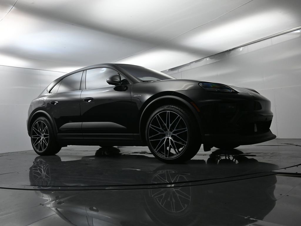 Certified 2024 Porsche Macan 4 Electric image 51