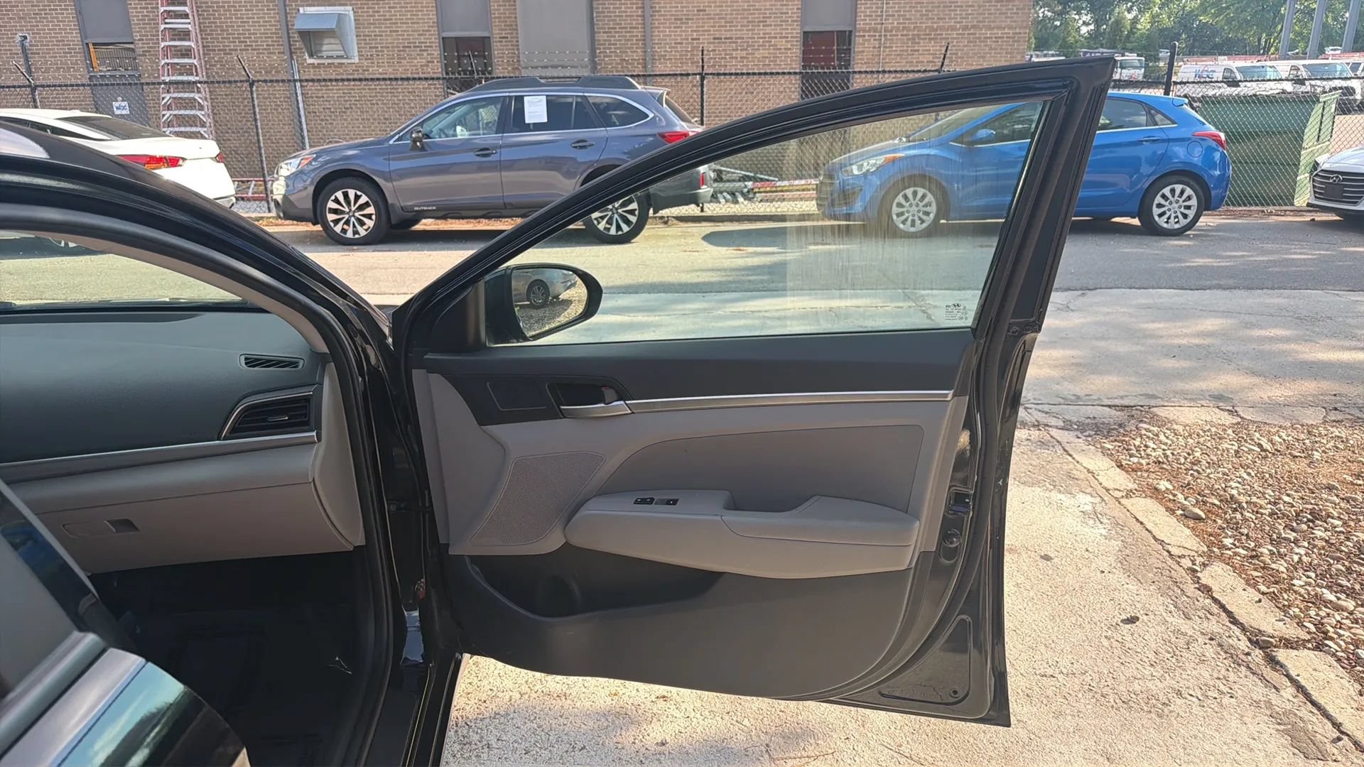 Used 2019 Hyundai Elantra Value Edition FWD image 22