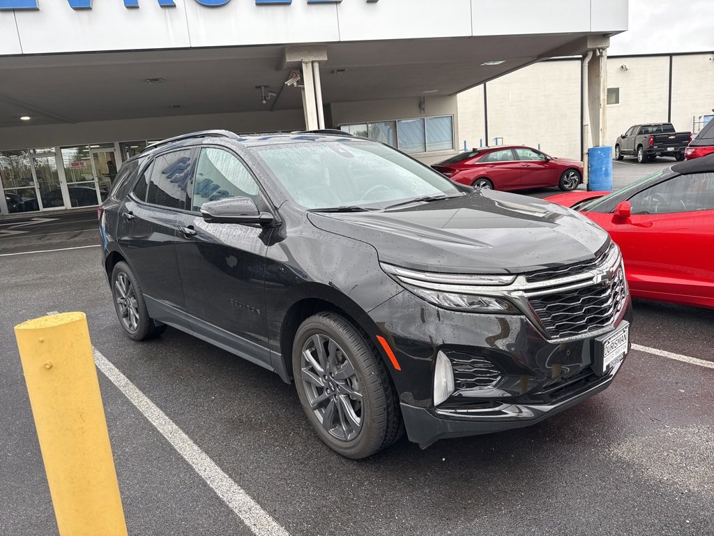 Used 2022 Chevrolet Equinox RS w/ RS Leather Package