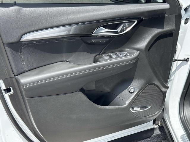 Used 2025 Buick Envision Preferred AWD/4WD image 11