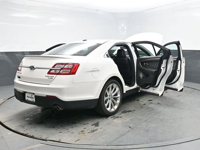 Used 2018 Ford Taurus Limited AWD/4WD image 48