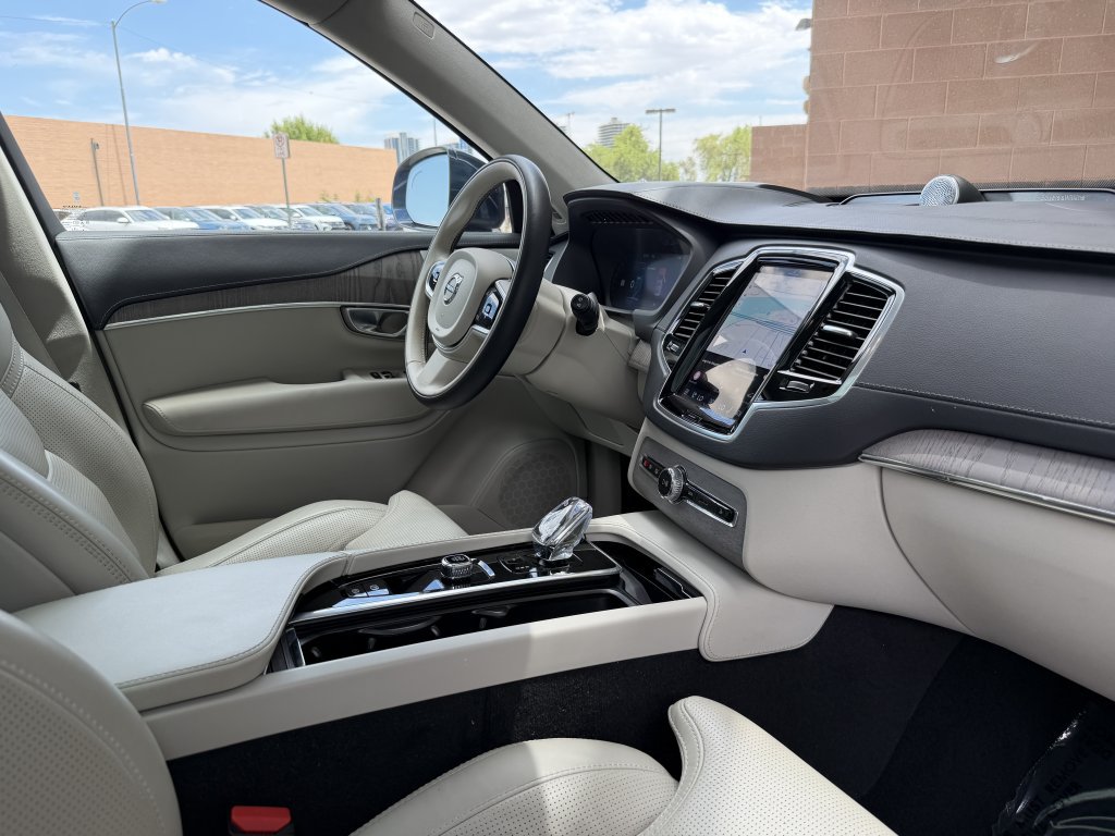 Used 2024 Volvo XC90 B6 Ultimate w/ Lounge Package AWD/4WD image 43