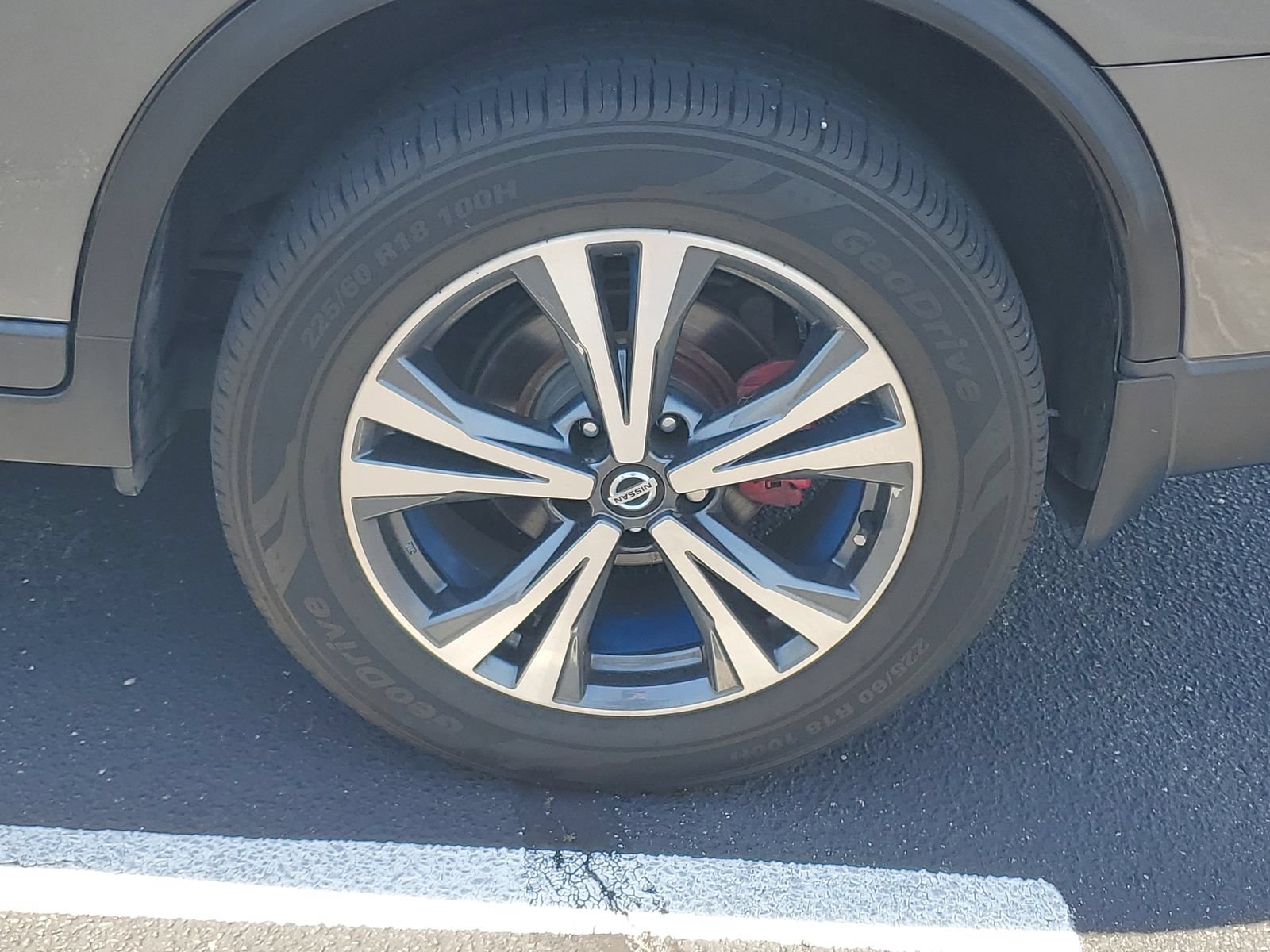 Used 2019 Nissan Rogue SV w/ Premium Package AWD/4WD image 31