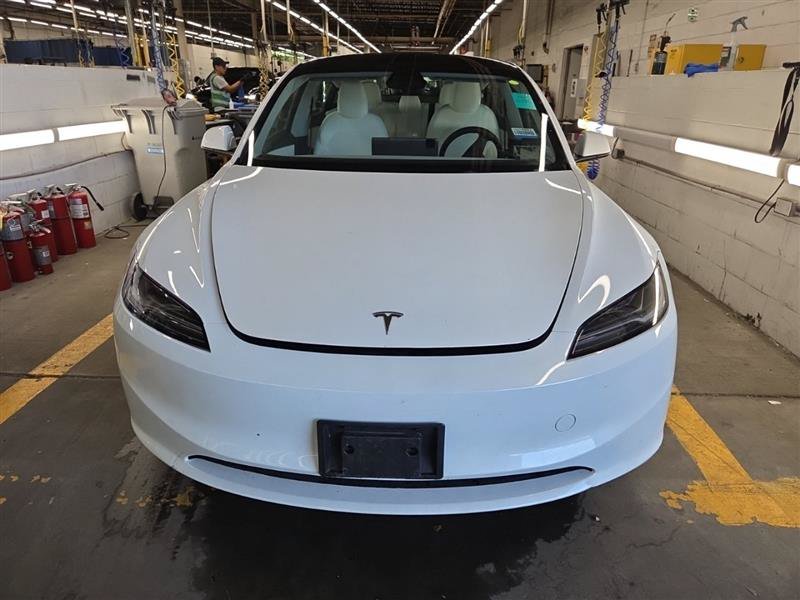Used 2025 Tesla Model 3 Long Range AWD/4WD image 5