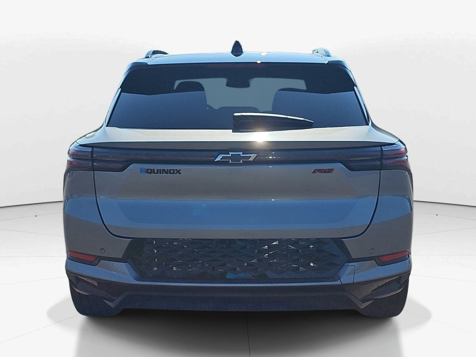 Used 2024 Chevrolet Equinox EV RS FWD image 5