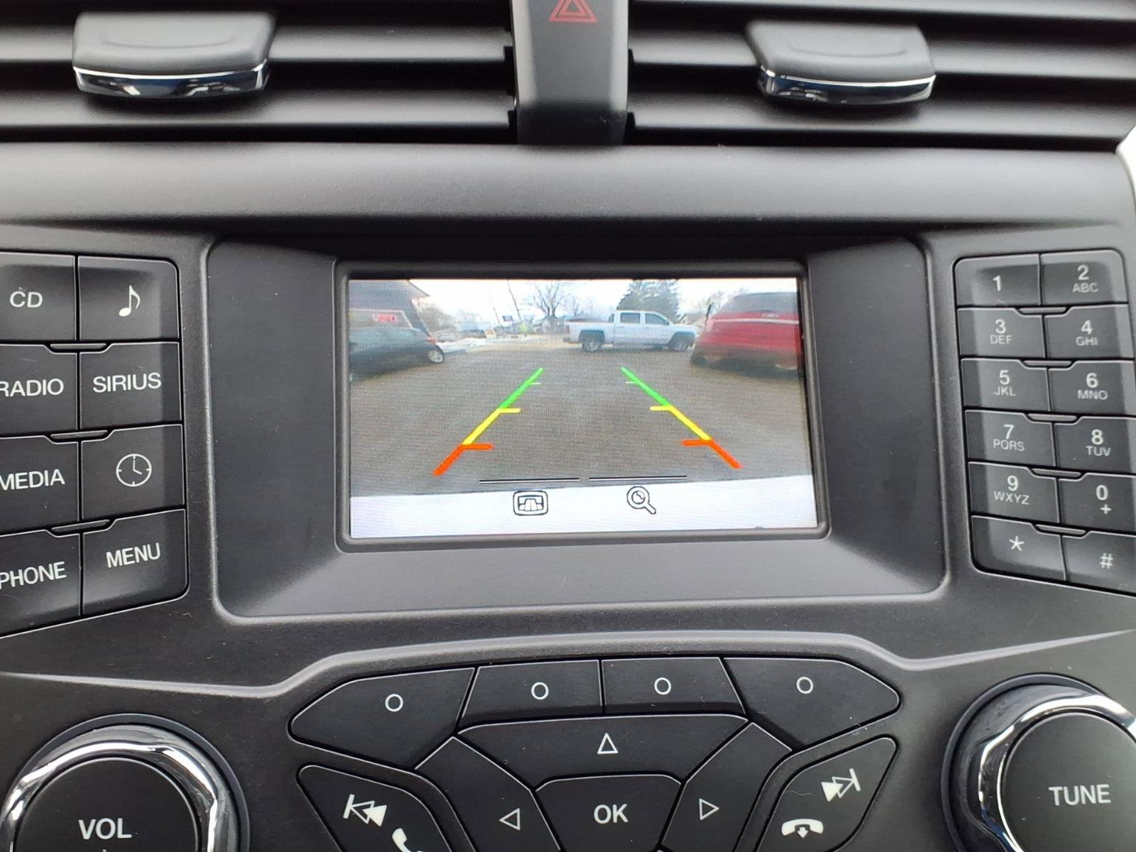 Used 2016 Ford Fusion SE image 12