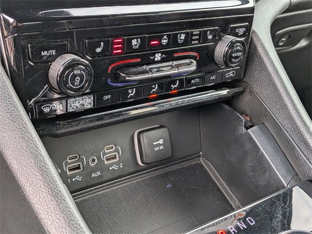 Used 2024 Jeep Grand Cherokee L Limited w/ Luxury Tech Group II image 22