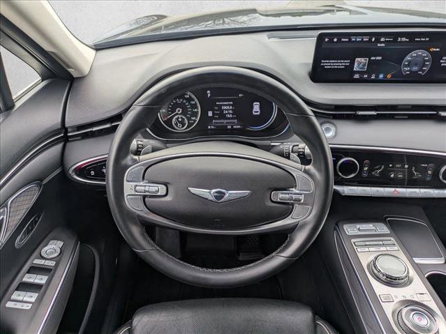 Used 2022 Genesis GV70 2.5T w/ Advanced Package image 14