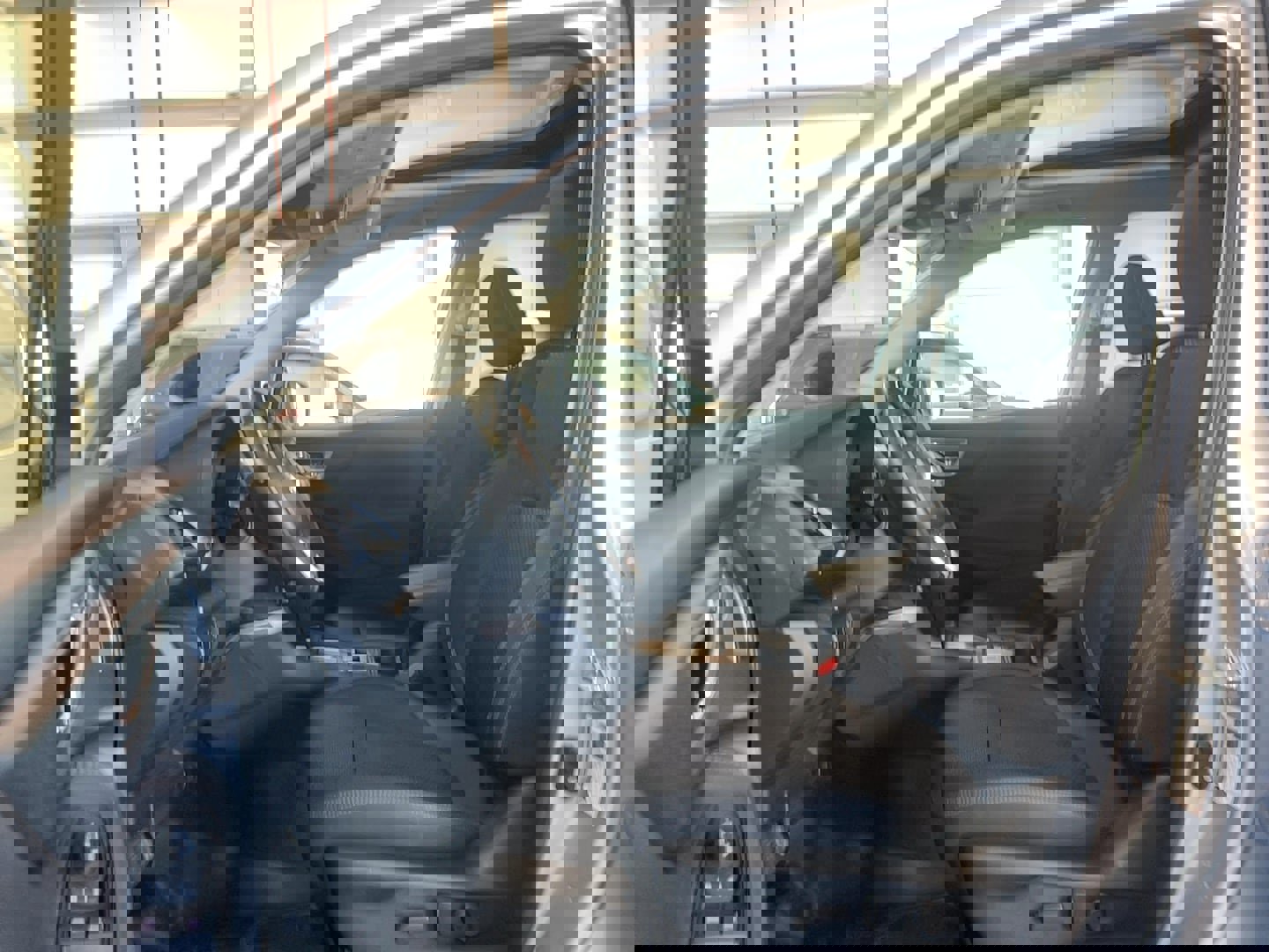 Used 2022 Subaru Forester Premium image 5