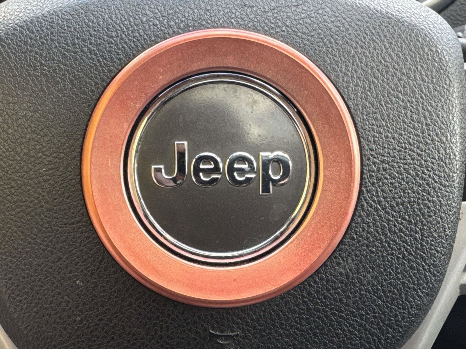 Used 2017 Jeep Cherokee Trailhawk image 33