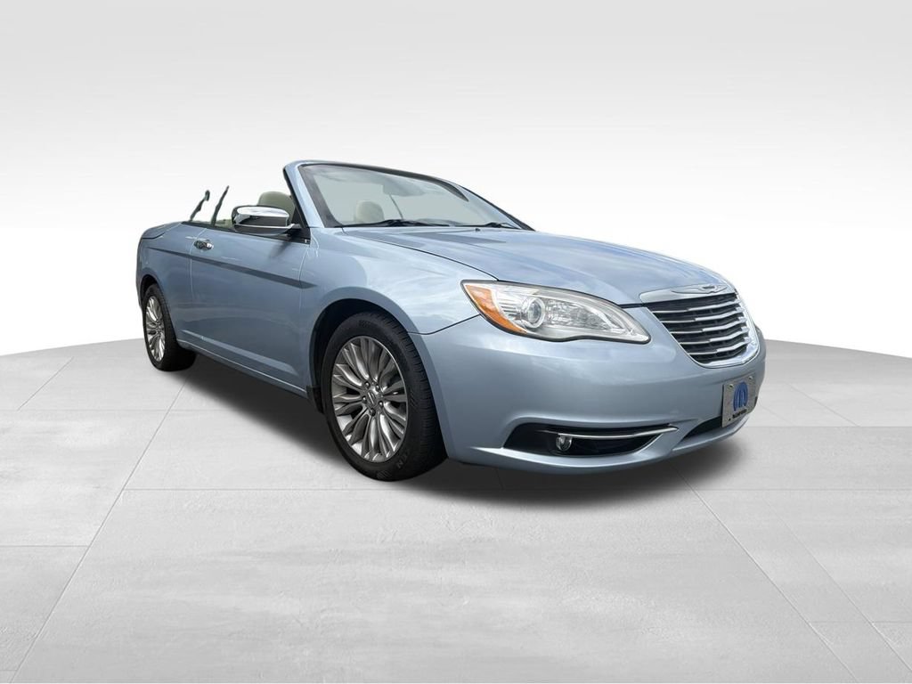 Used 2014 Chrysler 200 Limited