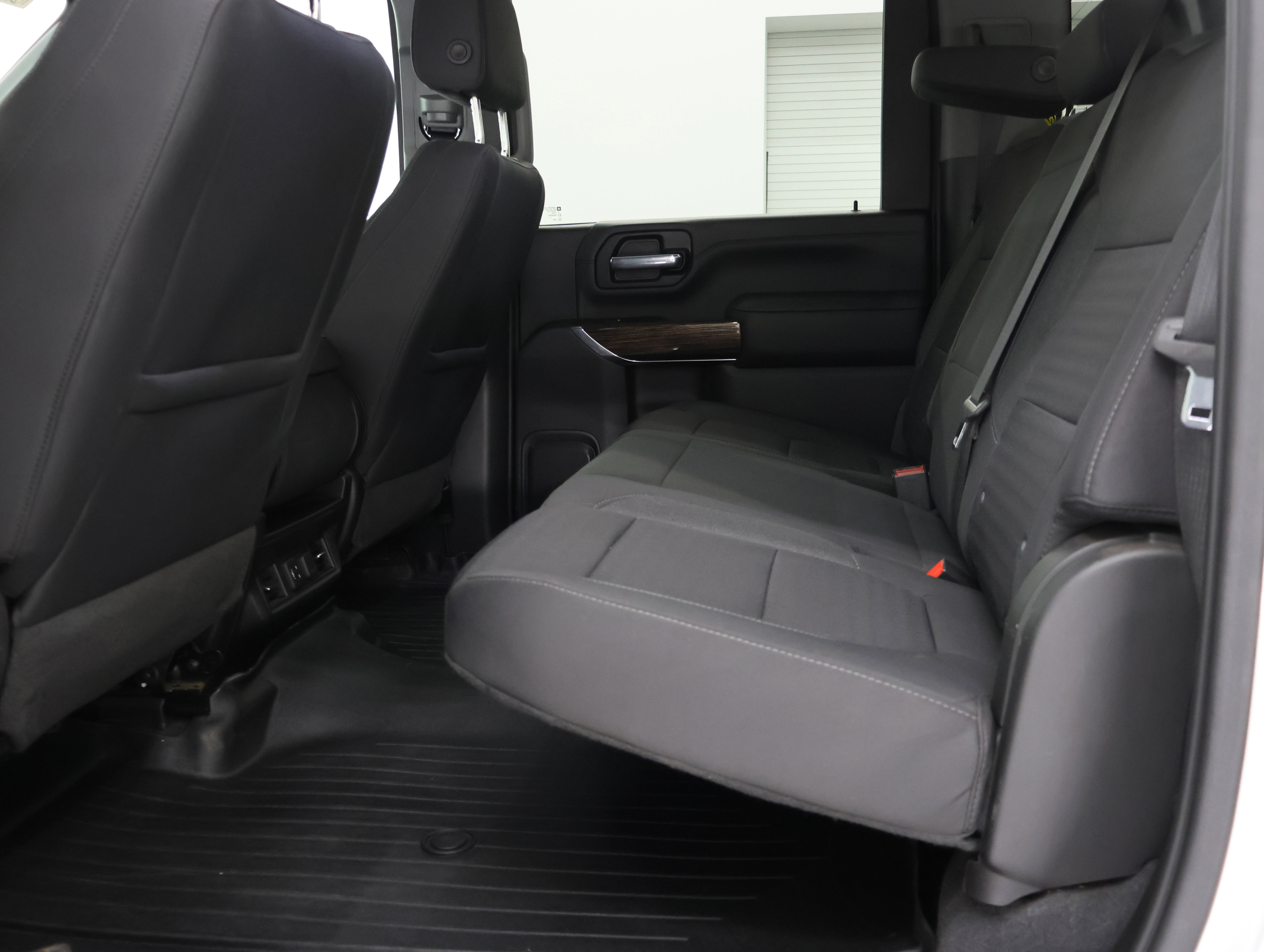 Used 2023 GMC Sierra 2500 SLE w/ SLE Convenience Package AWD/4WD image 9