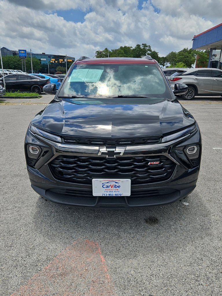 Used 2025 Chevrolet TrailBlazer RS w/ Convenience Package FWD image 2