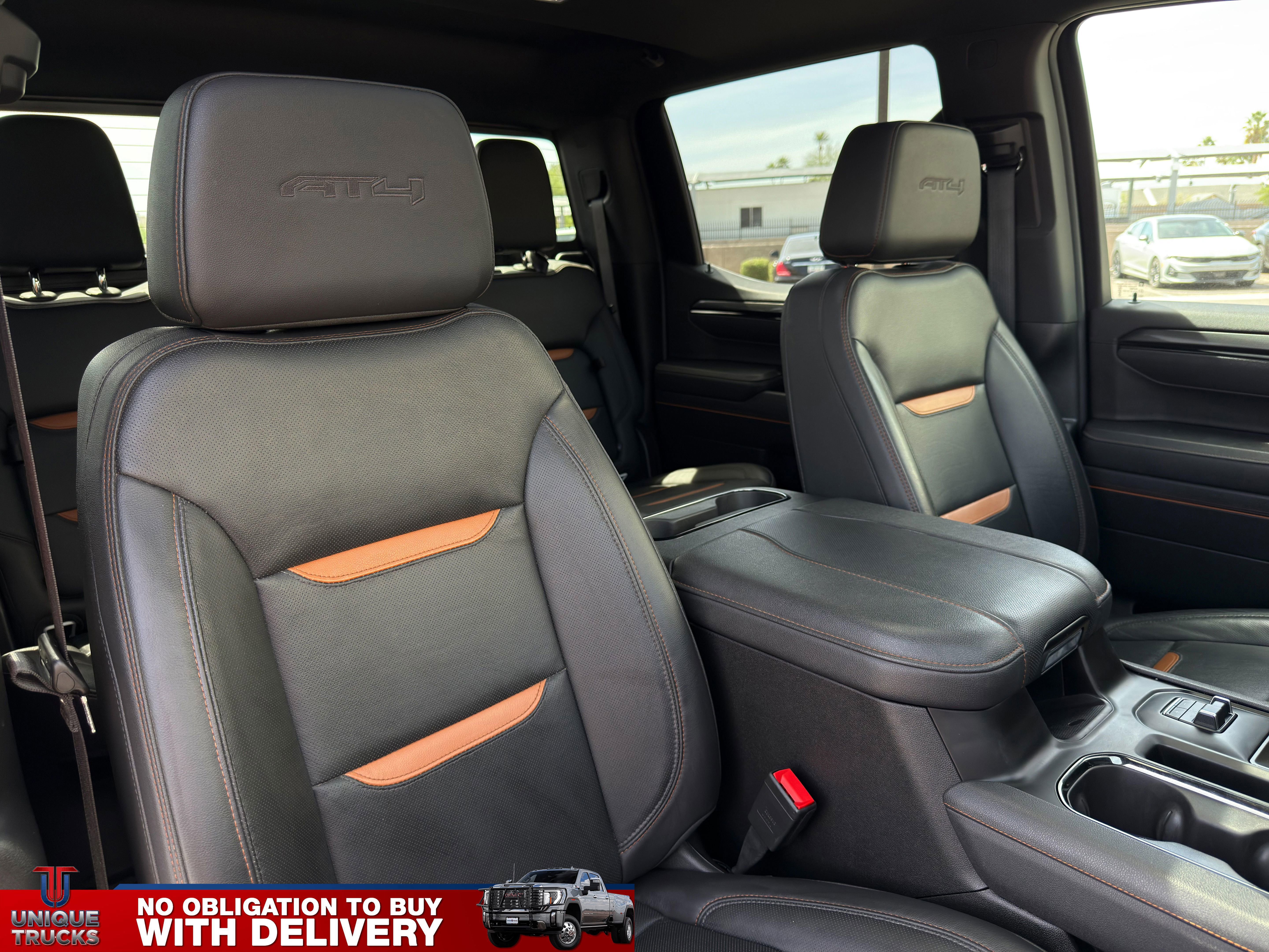 Used 2025 GMC Sierra 1500 AT4 w/ Technology Package AWD/4WD image 30