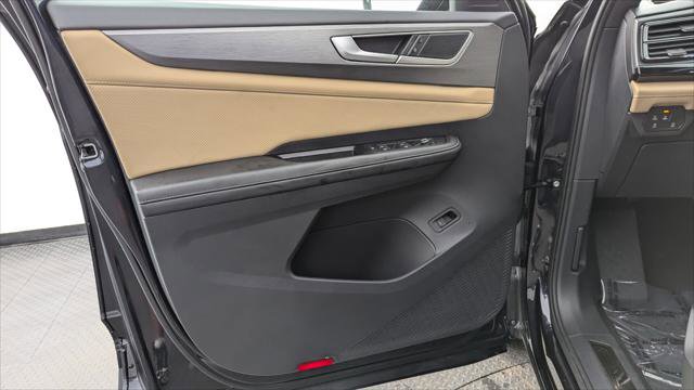 Used 2024 Volkswagen Atlas Cross Sport SE image 13