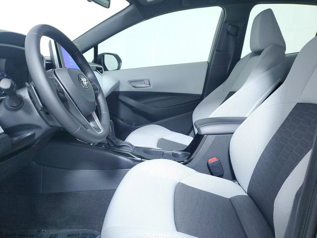 Used 2026 Toyota Corolla SE image 17
