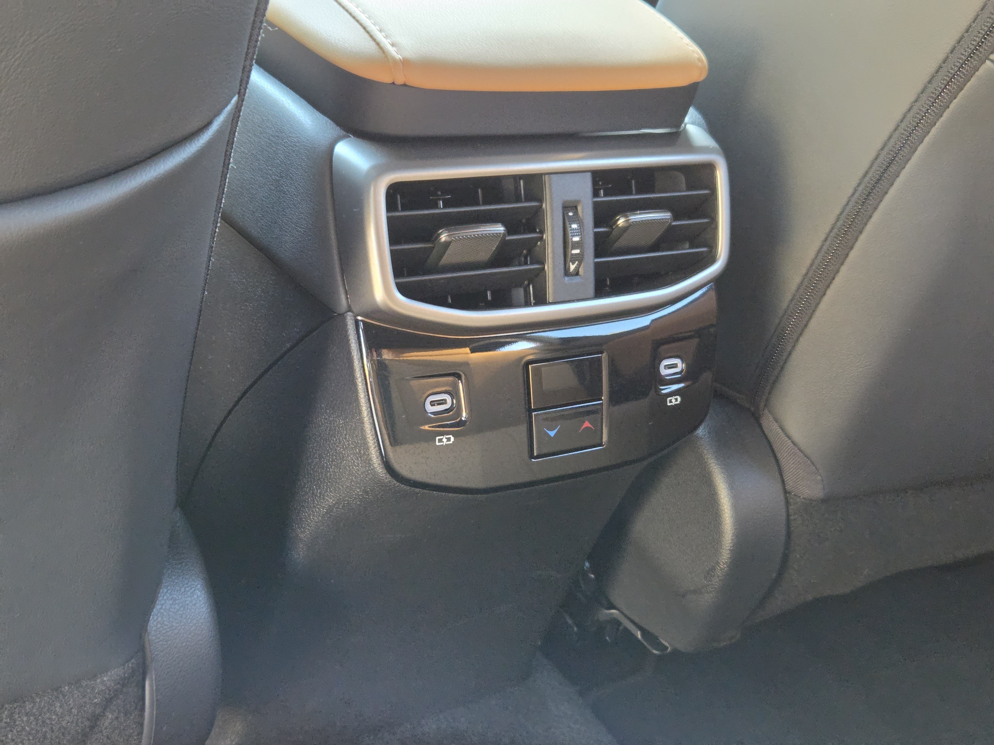 Used 2026 Lexus RX 350 Premium w/ Convenience Package FWD image 35