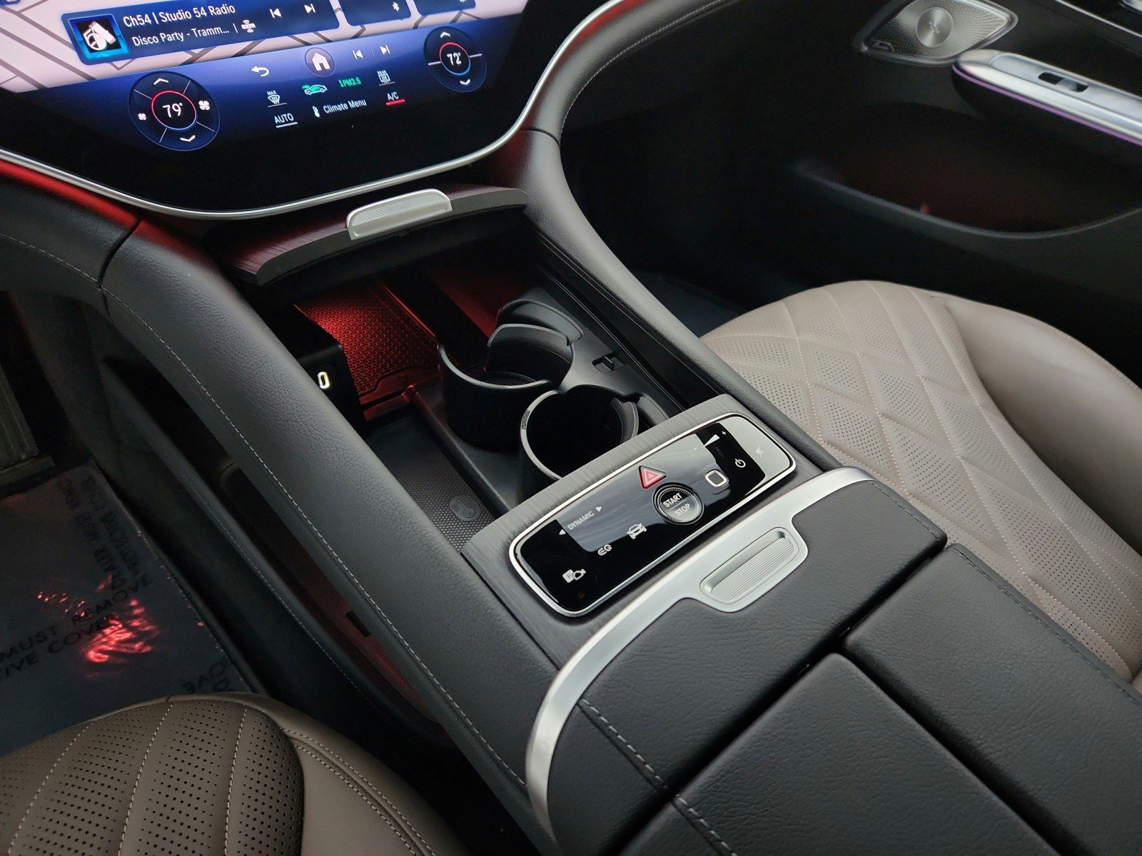 Used 2025 Mercedes-Benz EQE 500 4MATIC Sedan image 15