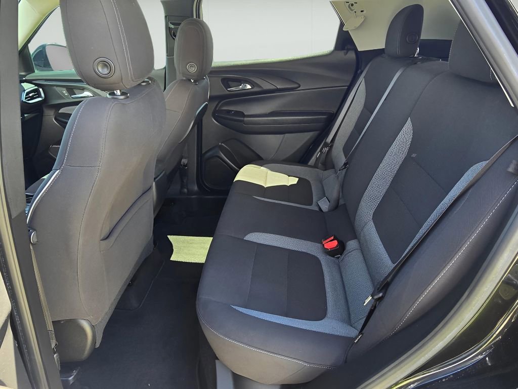 Used 2021 Chevrolet TrailBlazer LT FWD image 24