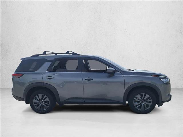 Used 2022 Nissan Pathfinder SV w/ SV Black Package FWD image 4