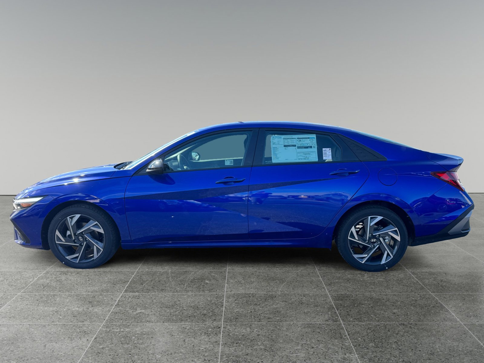 New 2025 Hyundai Elantra Sport image 2