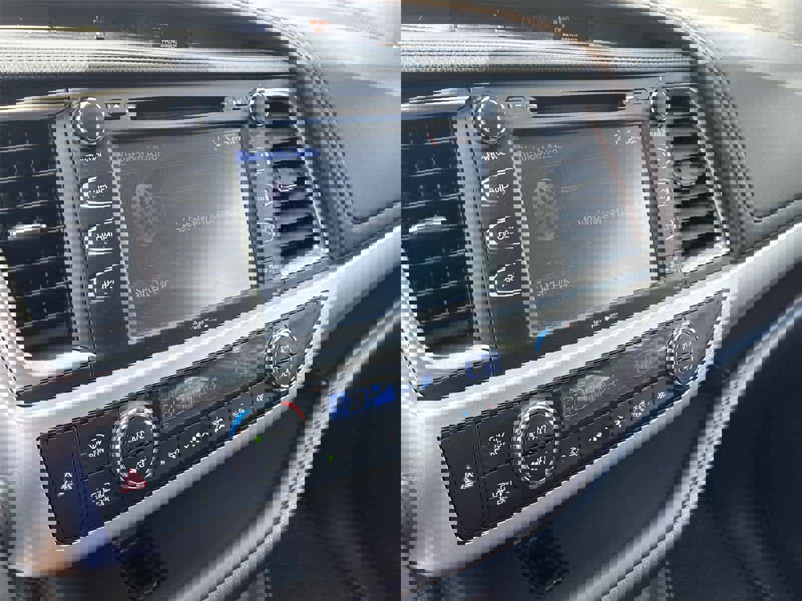 Used 2015 Toyota Highlander XLE AWD/4WD image 22